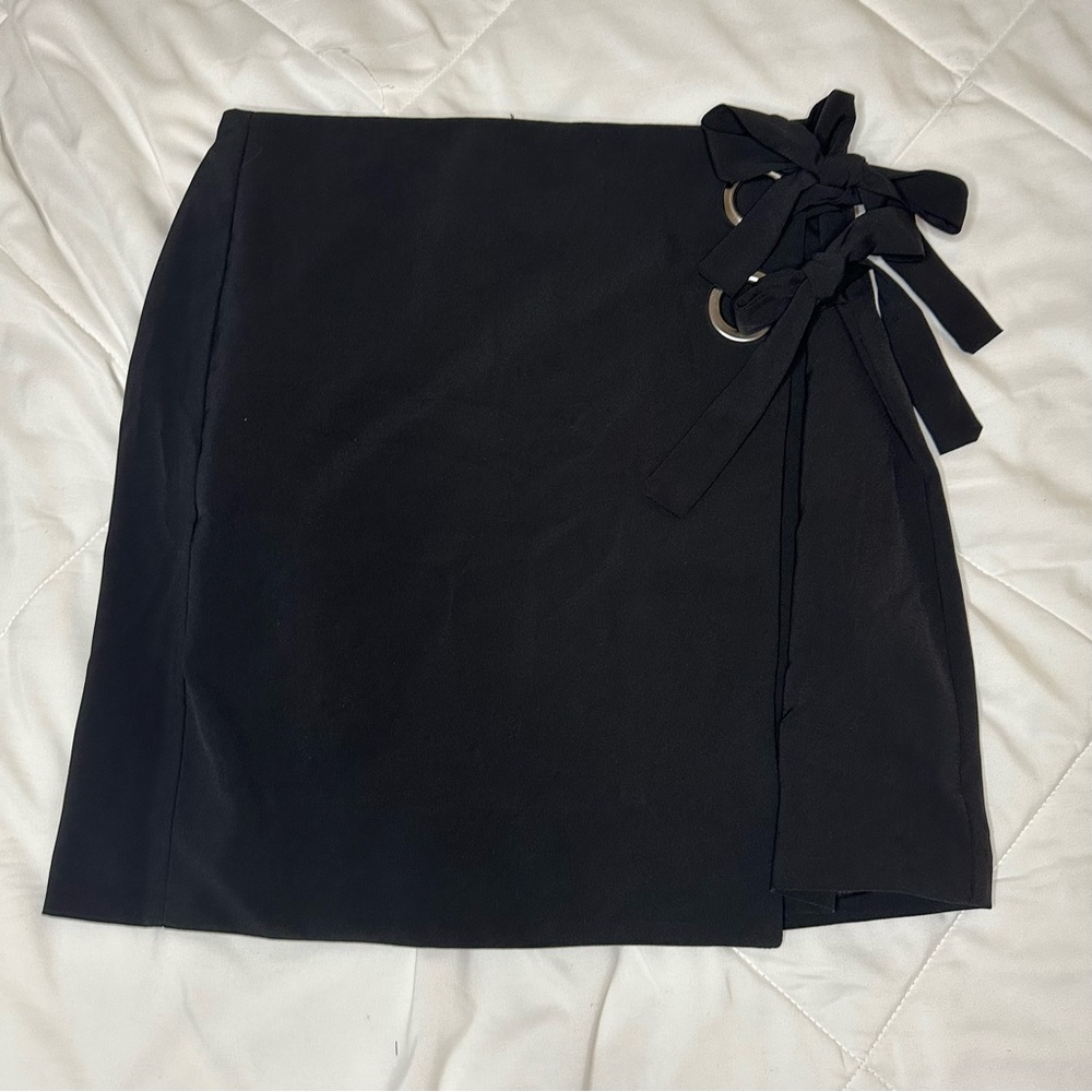 Lulu’s Chic for the Week Black Wrap Mini Skirt - Picture 4 of 10